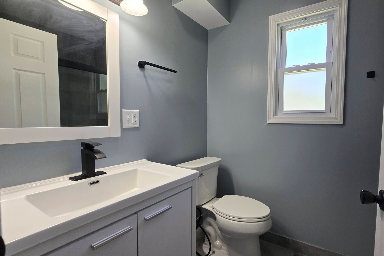 15018 West Russell Road Zion, IL 60099 - Photo 13 of 30