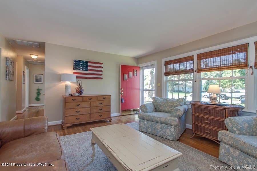 4 Rutledge Road Newport News, VA 23601 - Photo 6 of 27 Gallery Image 6