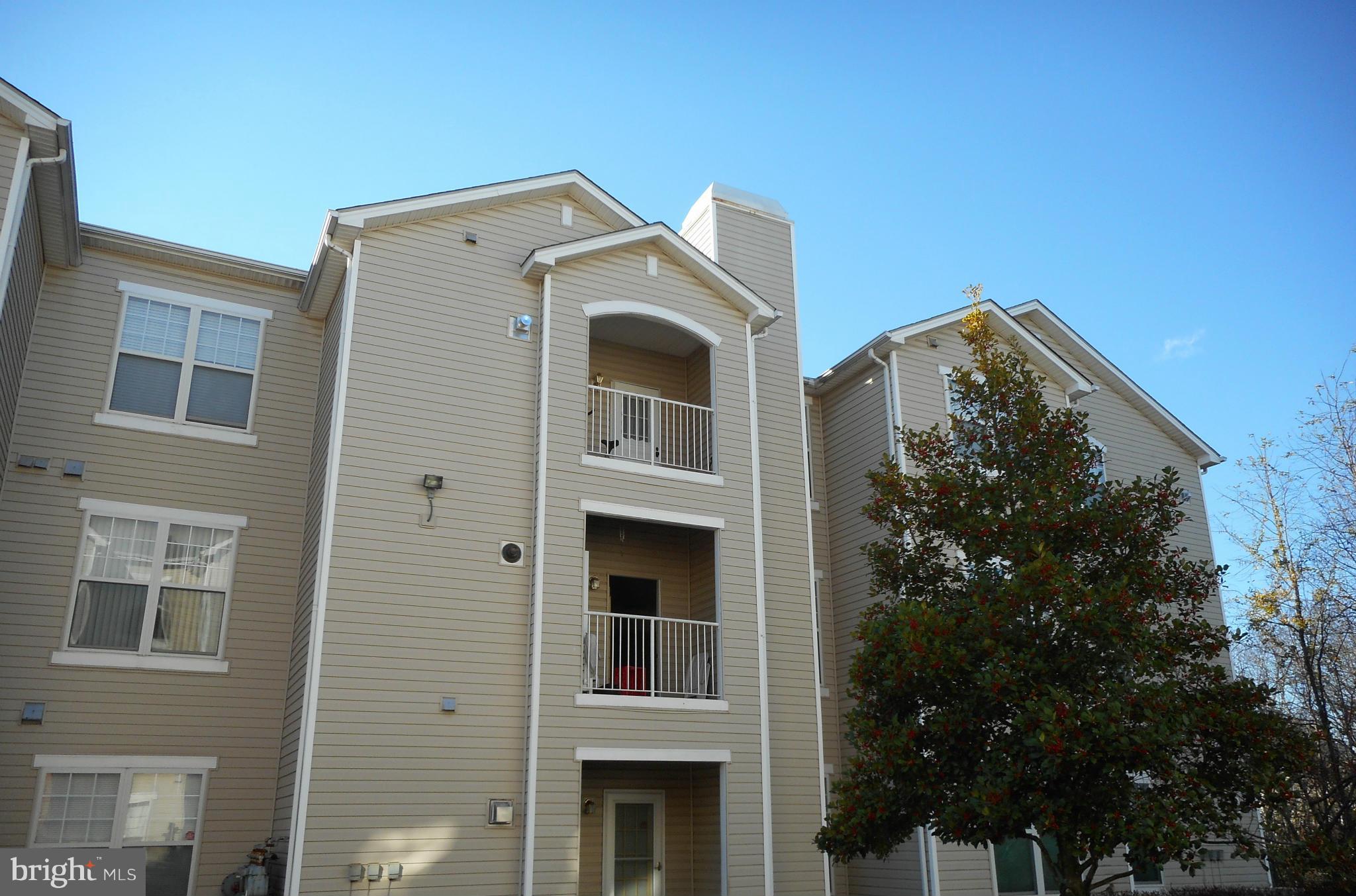 7206 Bogley Road, Unit 202 Baltimore, MD 21244 - Photo 2 of 6 Exterior (Rear)