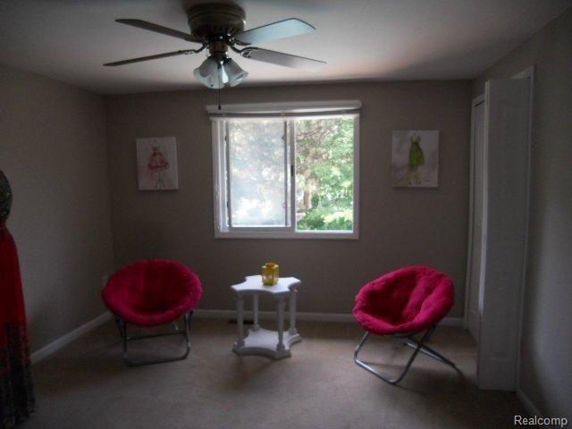 579 Sunlight Drive Rochester, MI 48309 - Photo 15 of 25 iug 034.jpg