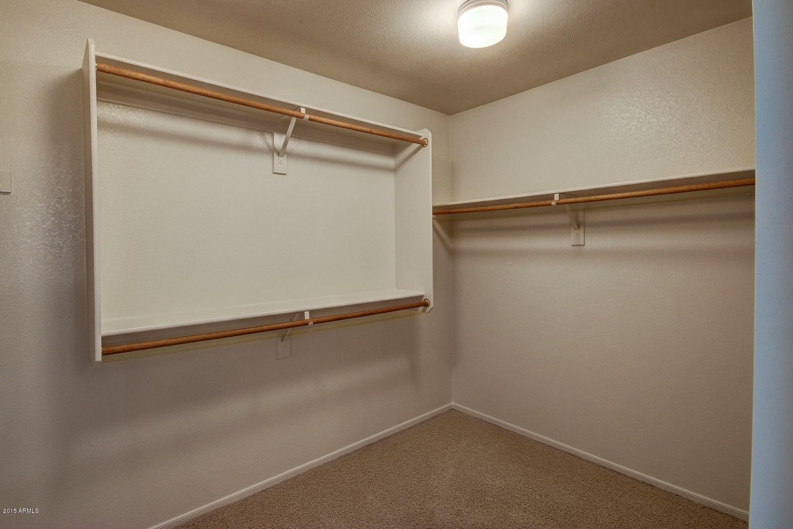 997 South Roles Drive Gilbert, AZ 85296 - Photo 21 of 35 Master Closet