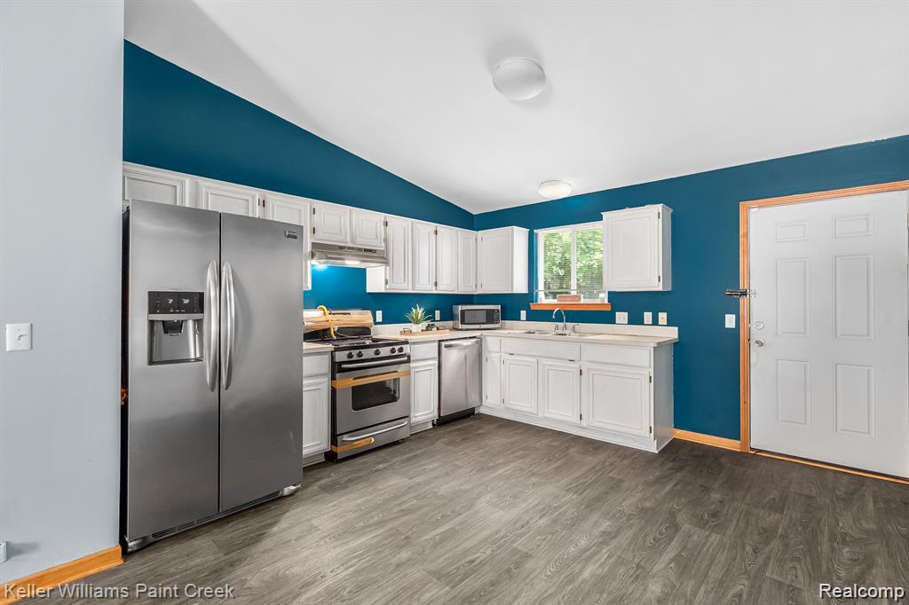25809 Schoenherr Road Warren, MI 48089 - Photo 5 of 9