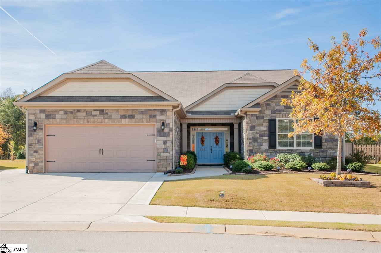 426 Bucklebury Road Greer, SC 29651 - Photo 1 of 31 Gallery Image 1