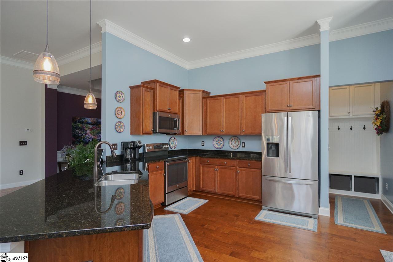 426 Bucklebury Road Greer, SC 29651 - Photo 11 of 31 Gallery Image 11