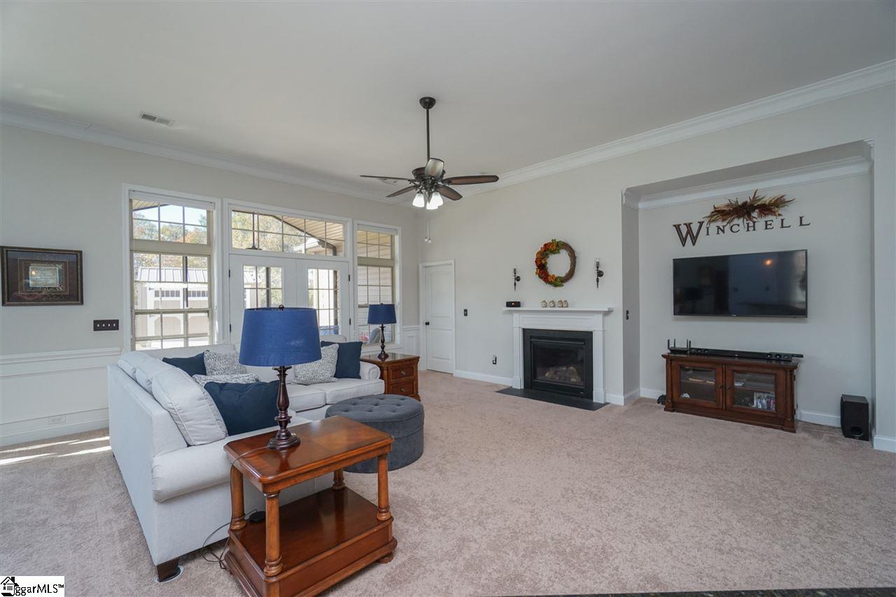 426 Bucklebury Road Greer, SC 29651 - Photo 5 of 31 Gallery Image 5