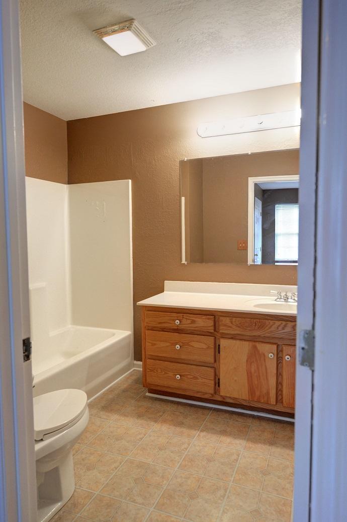181 Owl Roost Road Dayton, TN 37321 - Photo 18 of 22 20 181 owl roost master bath 3