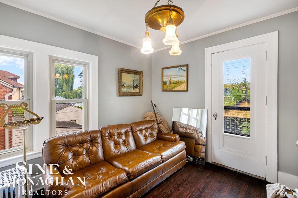 1410 Buckingham Road Grosse Pointe Park, MI 48230 - Photo 19 of 41