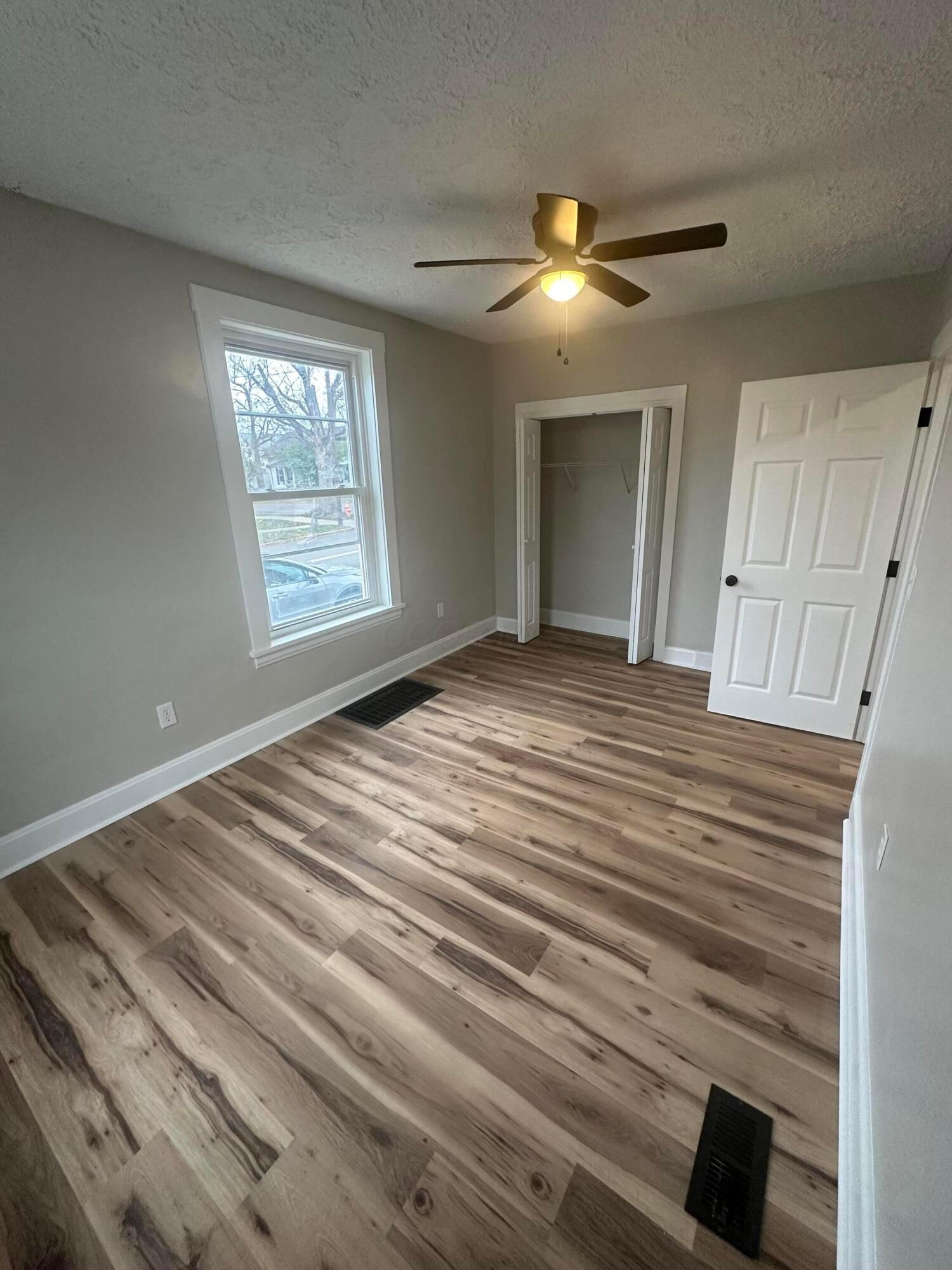 303 Watt Street Circleville, OH 43113 - Photo 12 of 18 IMG_0206