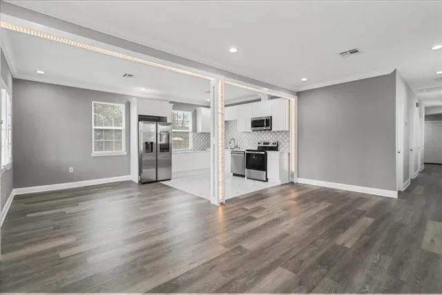 $2,100 | 703 Leboeuf Street, New Orleans, LA 70114