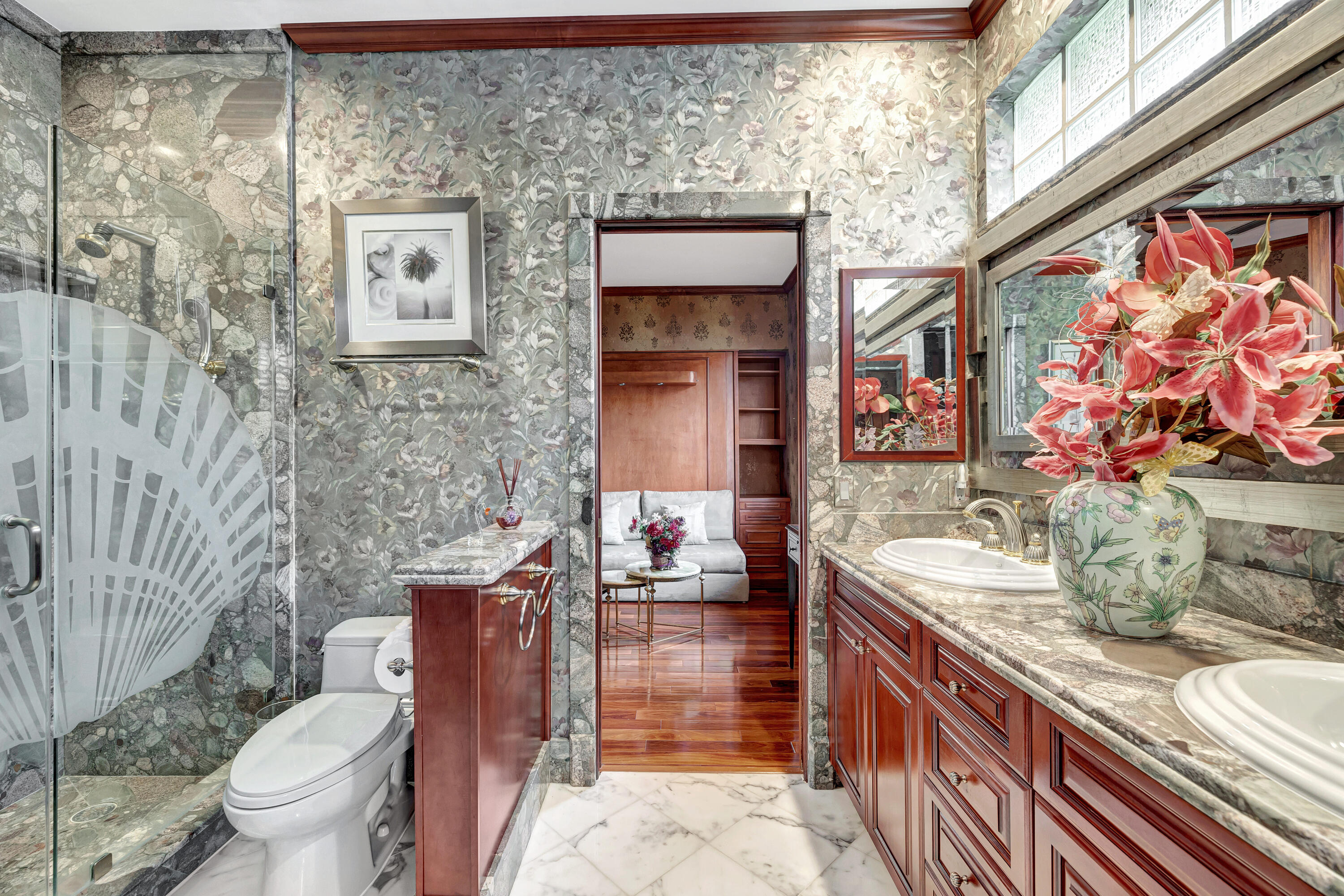 10615 Stonebridge Boulevard Boca Raton, FL 33498 - Photo 35 of 49 Full Bathroom