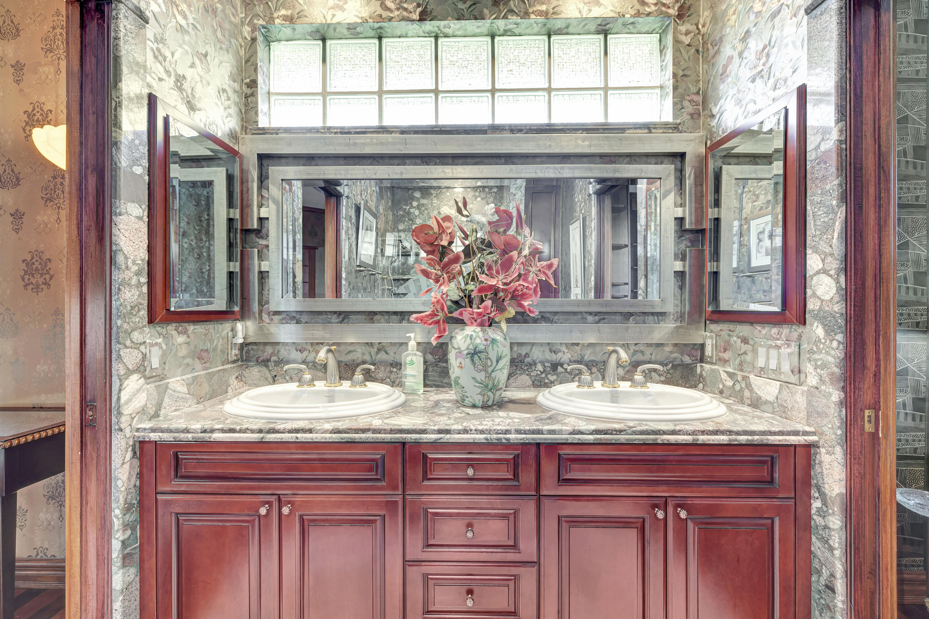10615 Stonebridge Boulevard Boca Raton, FL 33498 - Photo 36 of 49 Full Bathroom