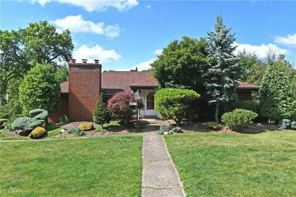 $400,000 | 4944 Plymouth Road, Pittsburgh, PA 15227