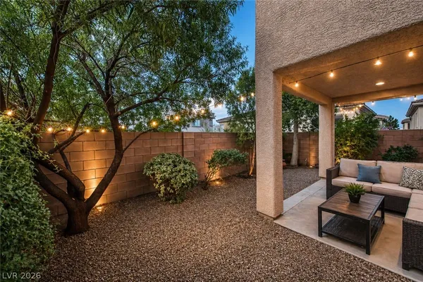 $1,900 | 227 Serenity Crest Street, Henderson, NV 89012