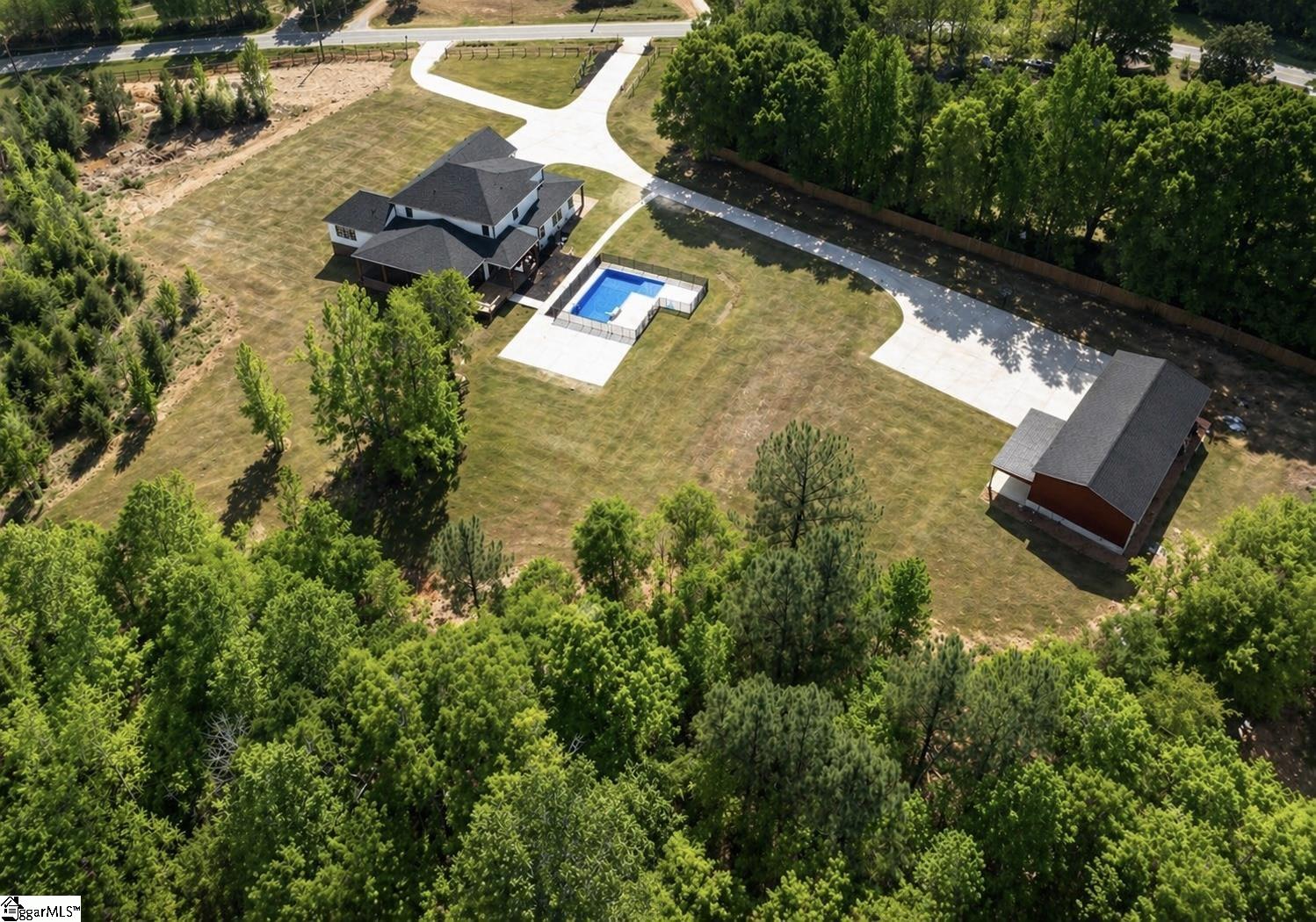 2196 Stewart Dairy Road Fountain Inn, SC 29644 - Photo 2 of 50