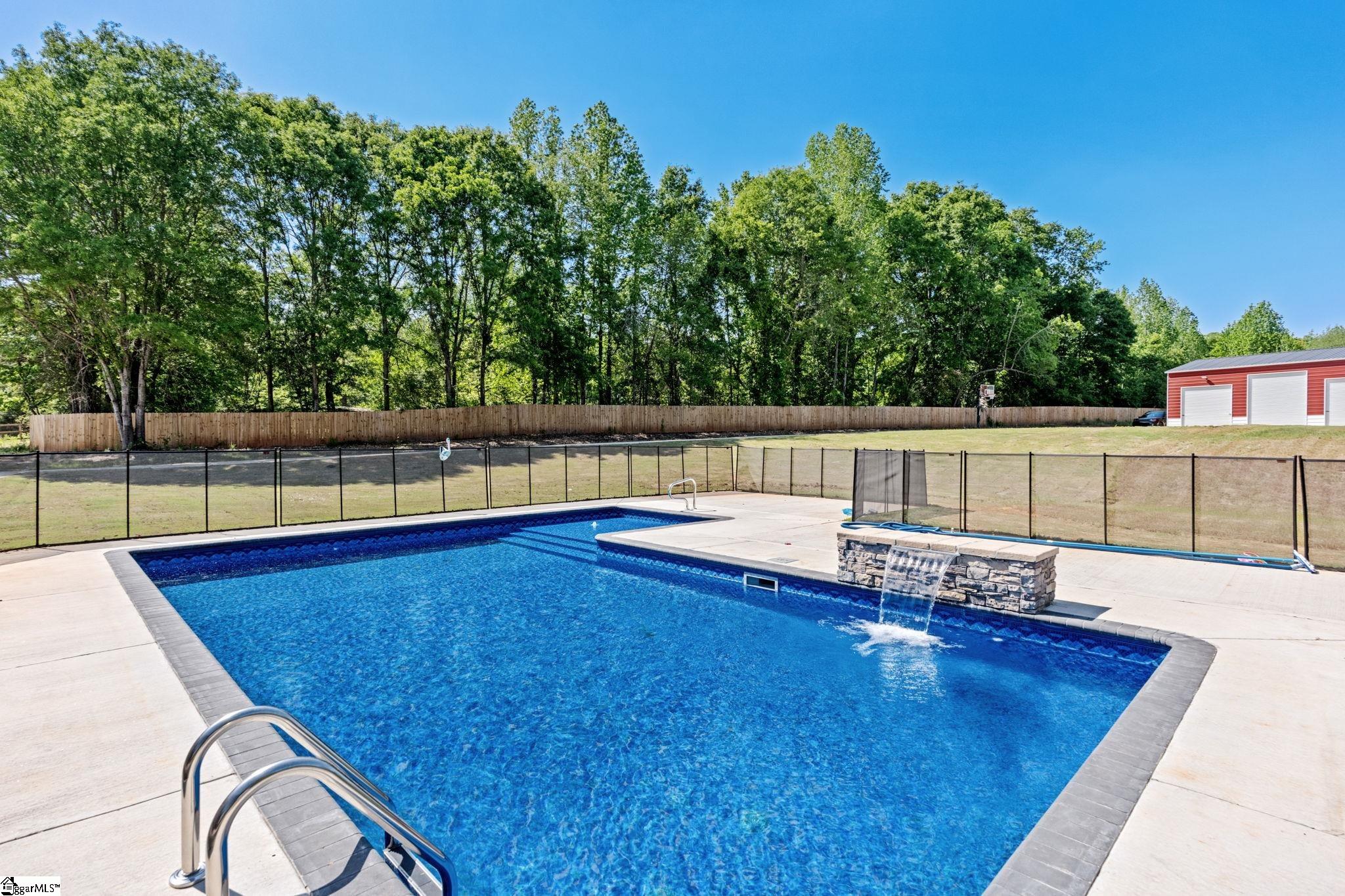 2196 Stewart Dairy Road Fountain Inn, SC 29644 - Photo 4 of 50