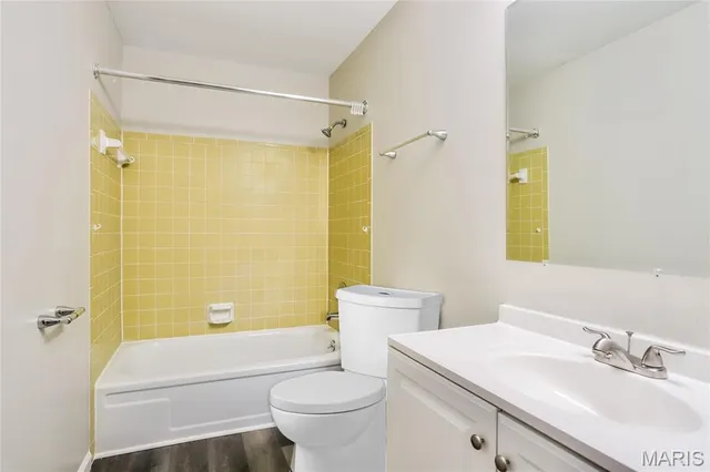 $2,250 | 12 Oakshire Court, St. Peters, MO 63376