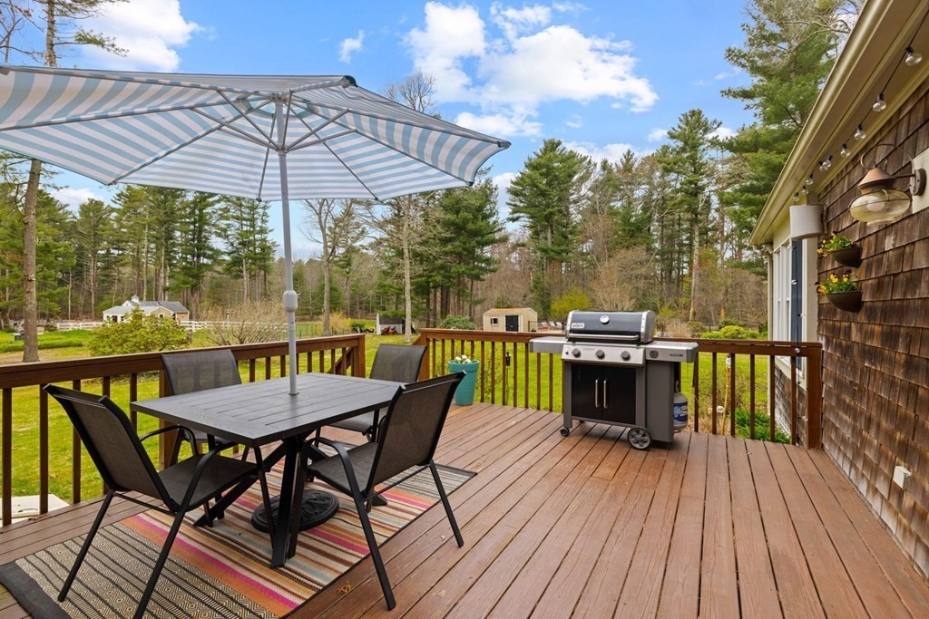 55 Pinewood Road Plymouth, MA 02360 - Photo 3 of 31 Gallery Image 3