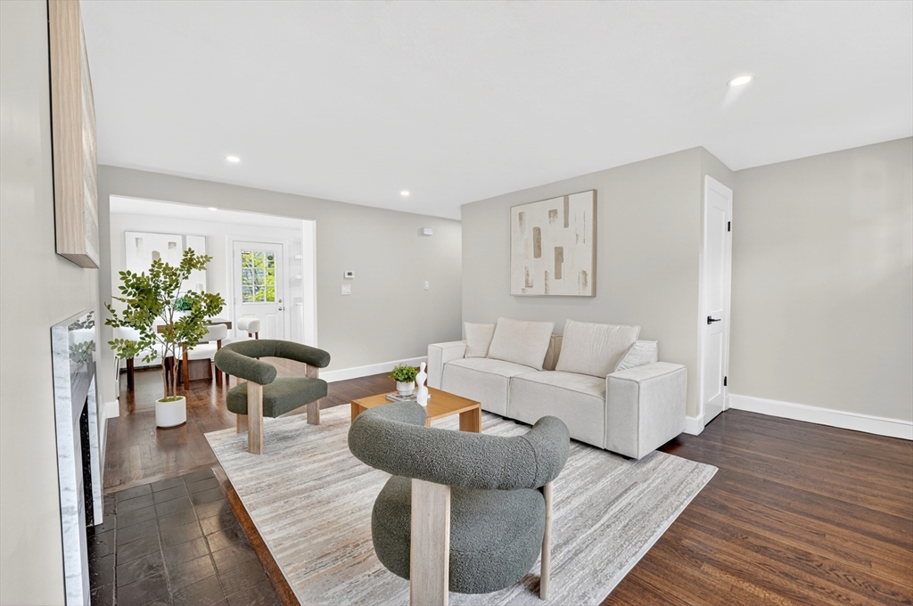 7 Franklin Street Boston, MA 02136 - Photo 5 of 40