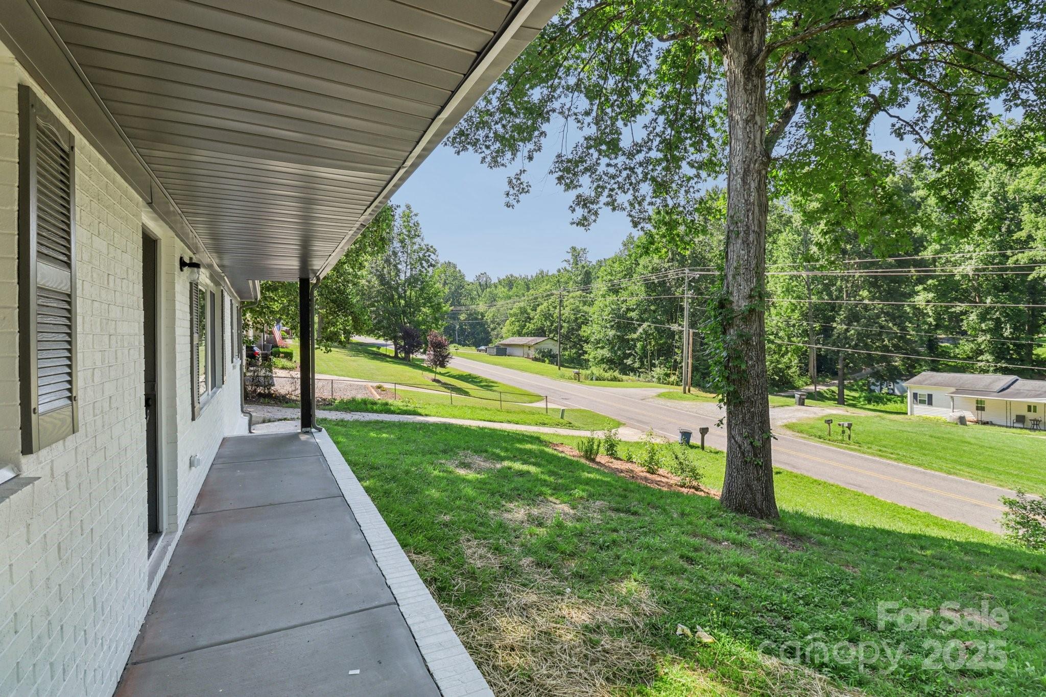 848 Ike Lynch Road Dallas, NC 28034 - Photo 5 of 32