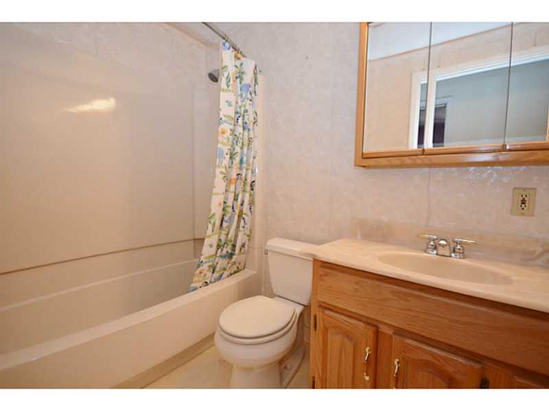 6645 Landview Road Pittsburgh, PA 15217 - Photo 16 of 18 Full Bath. Bright hall bath