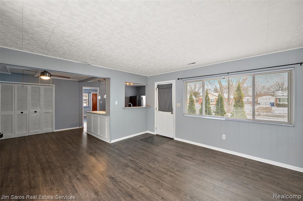 11216 Unity Drive Warren, MI 48089 - Photo 22 of 36