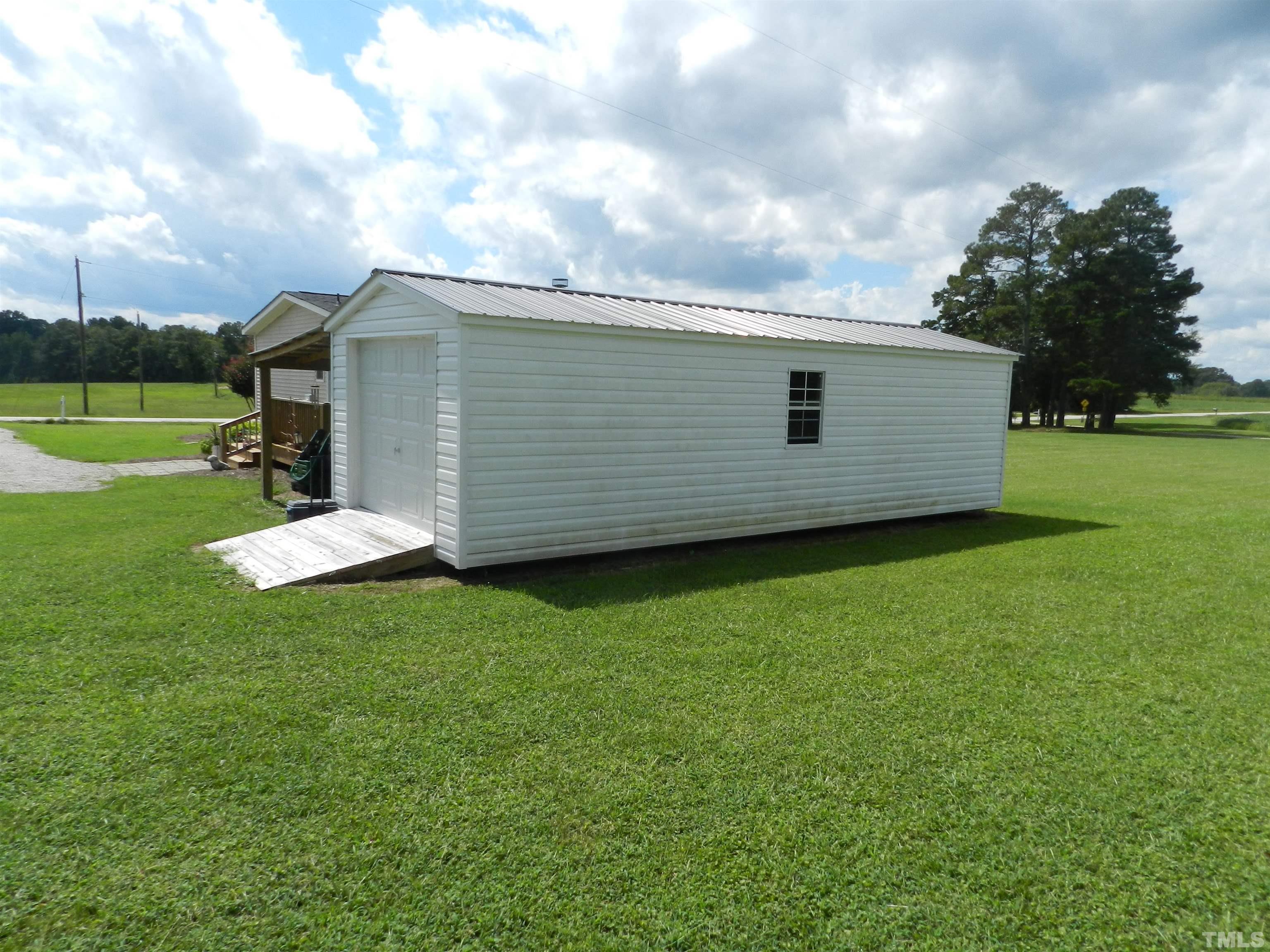 88 Weldon Road Louisburg, NC 27549 - Photo 4 of 24 Gallery Image 4
