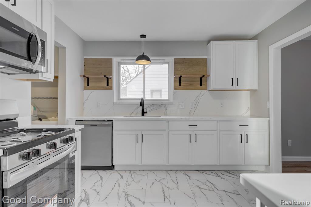 550 Roth Boulevard Clawson, MI 48017 - Photo 4 of 18