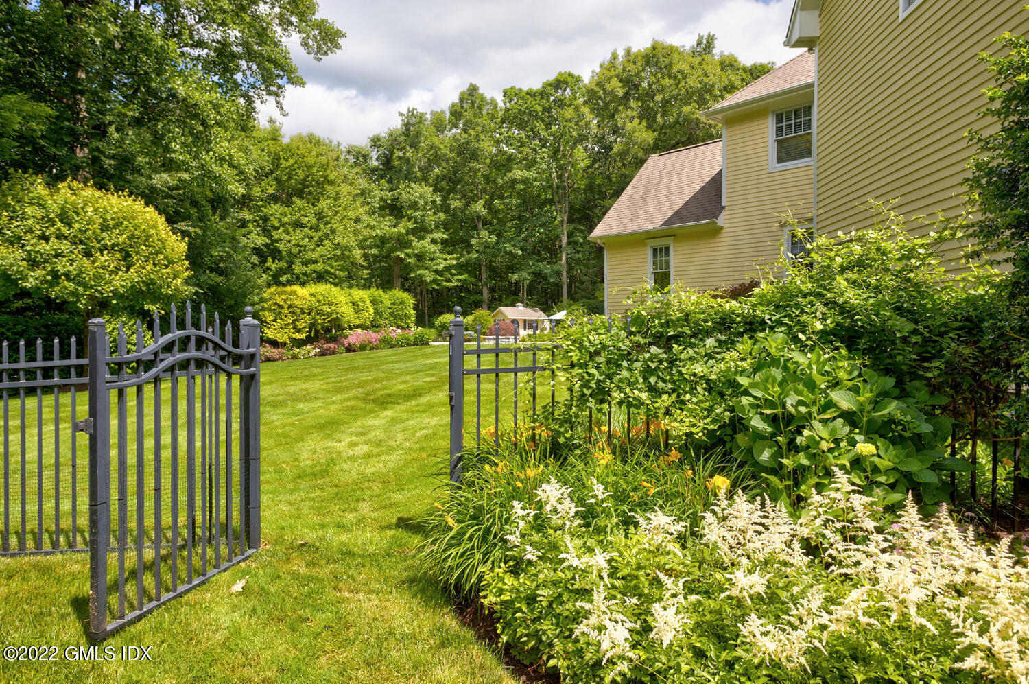 87 Seventy Acre Road Redding, CT 06896 - Photo 5 of 32 87 Seventy Acre Rd Redding CT-large-032-