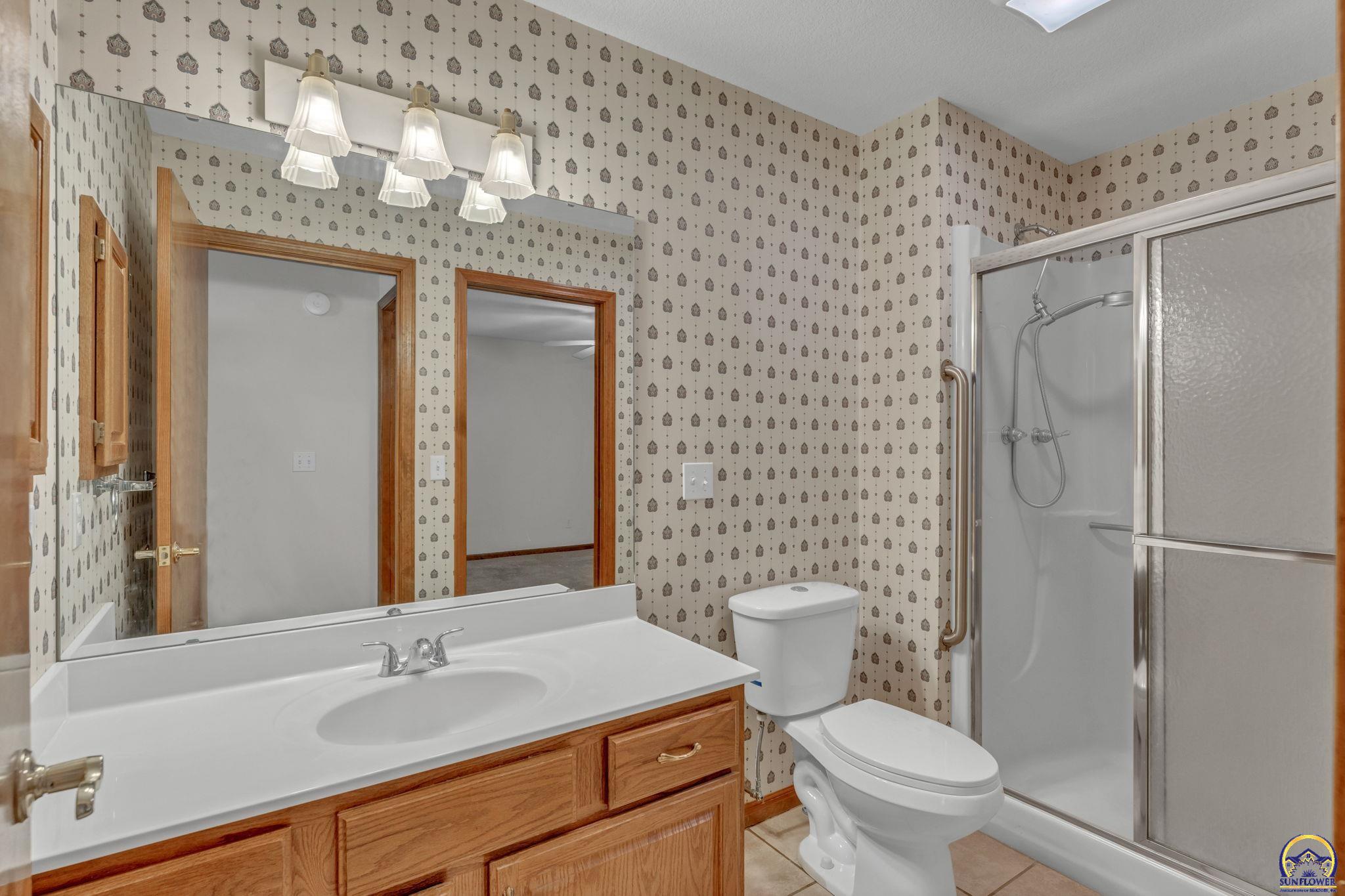 5973 Southwest 31st Street Topeka, KS 66614 - Photo 32 of 38