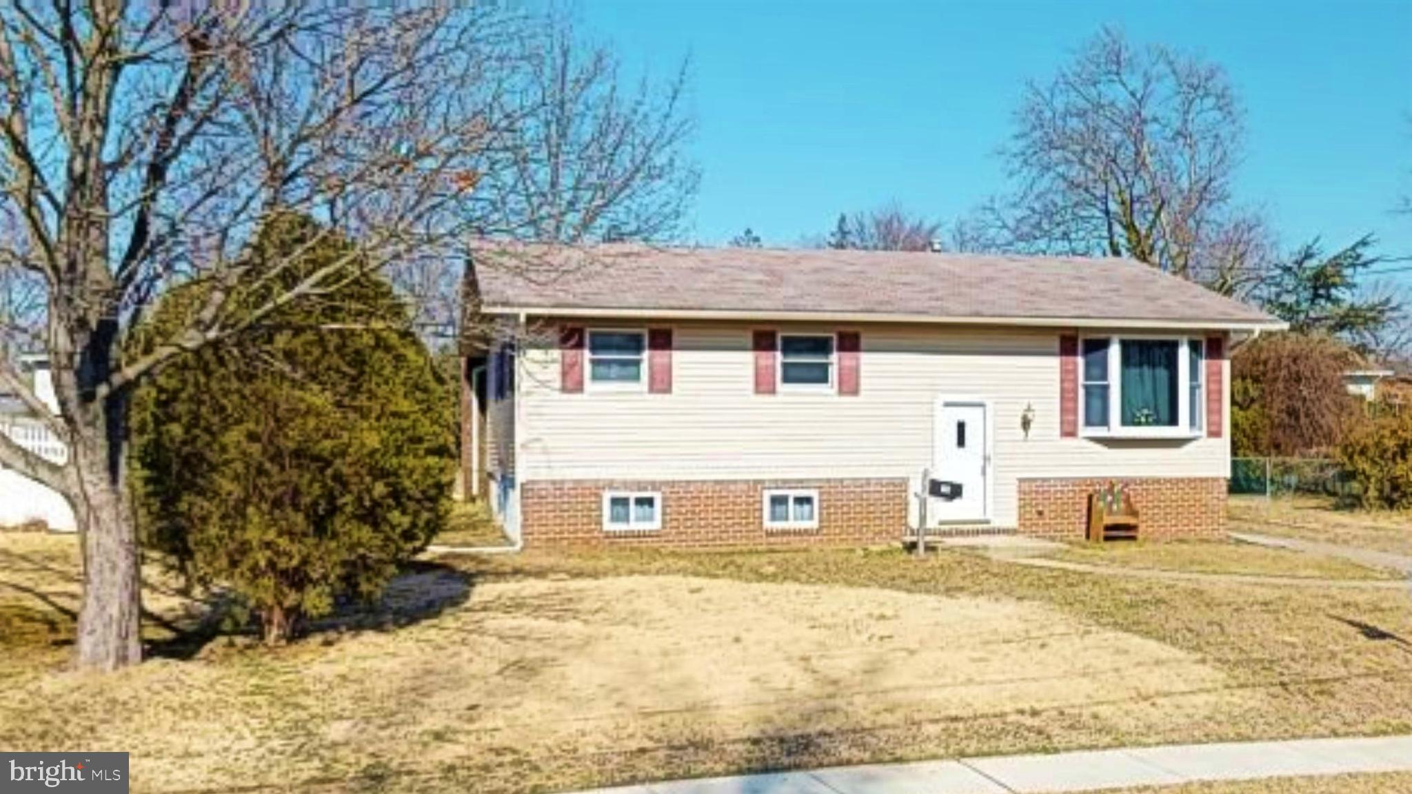 10 Woodbridge Road Gibbsboro, NJ 08026 - Photo 1 of 16 Gallery Image 1