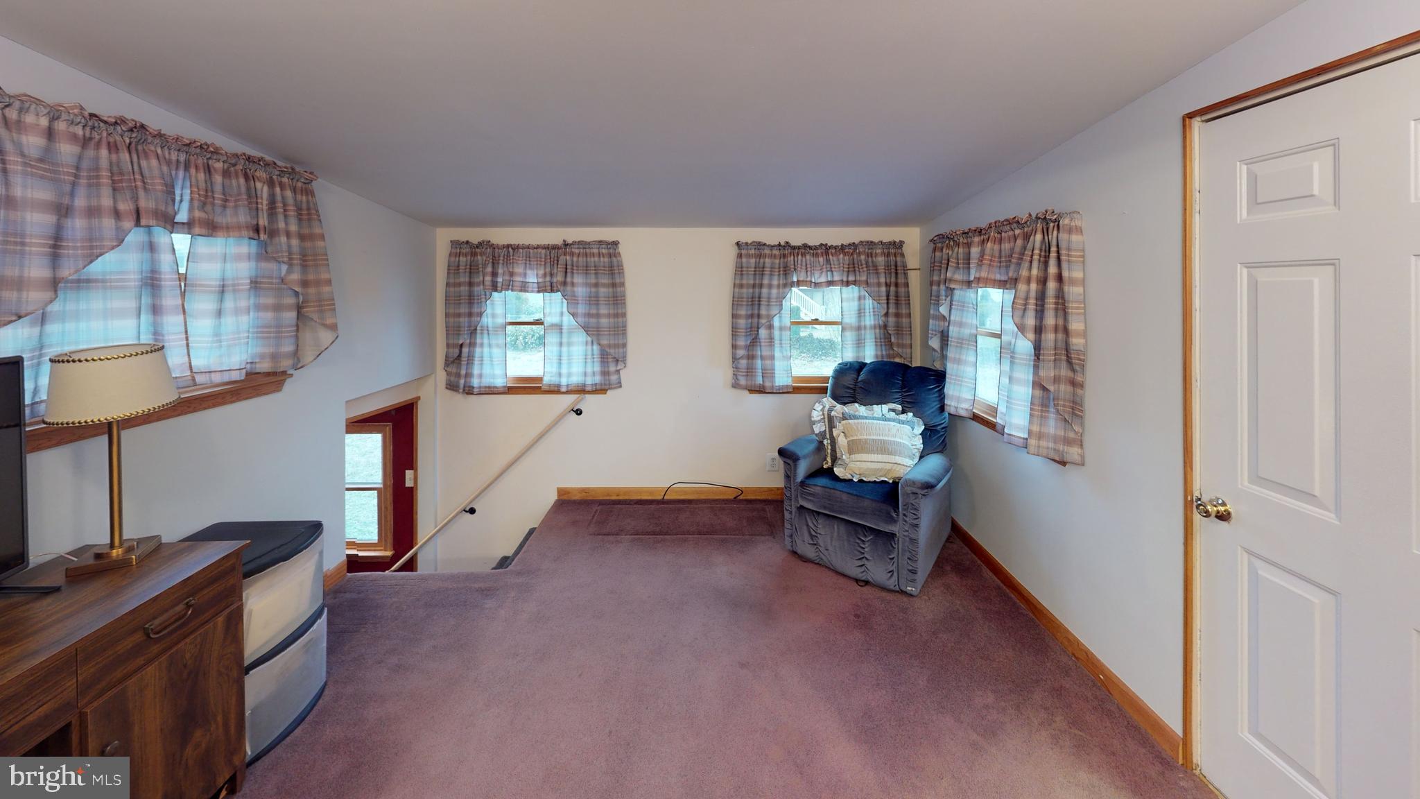10 Woodbridge Road Gibbsboro, NJ 08026 - Photo 6 of 16 Gallery Image 6
