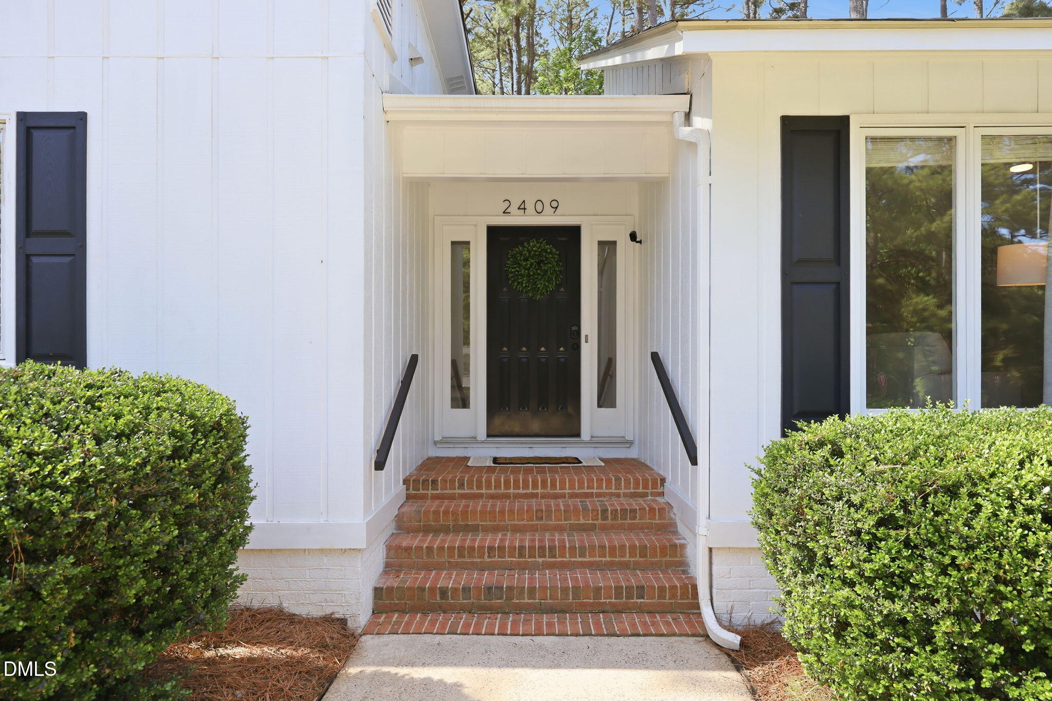 2409 Wintergreen Road Sanford, NC 27330 - Photo 4 of 36 40-web-or-mls-IMG_3017