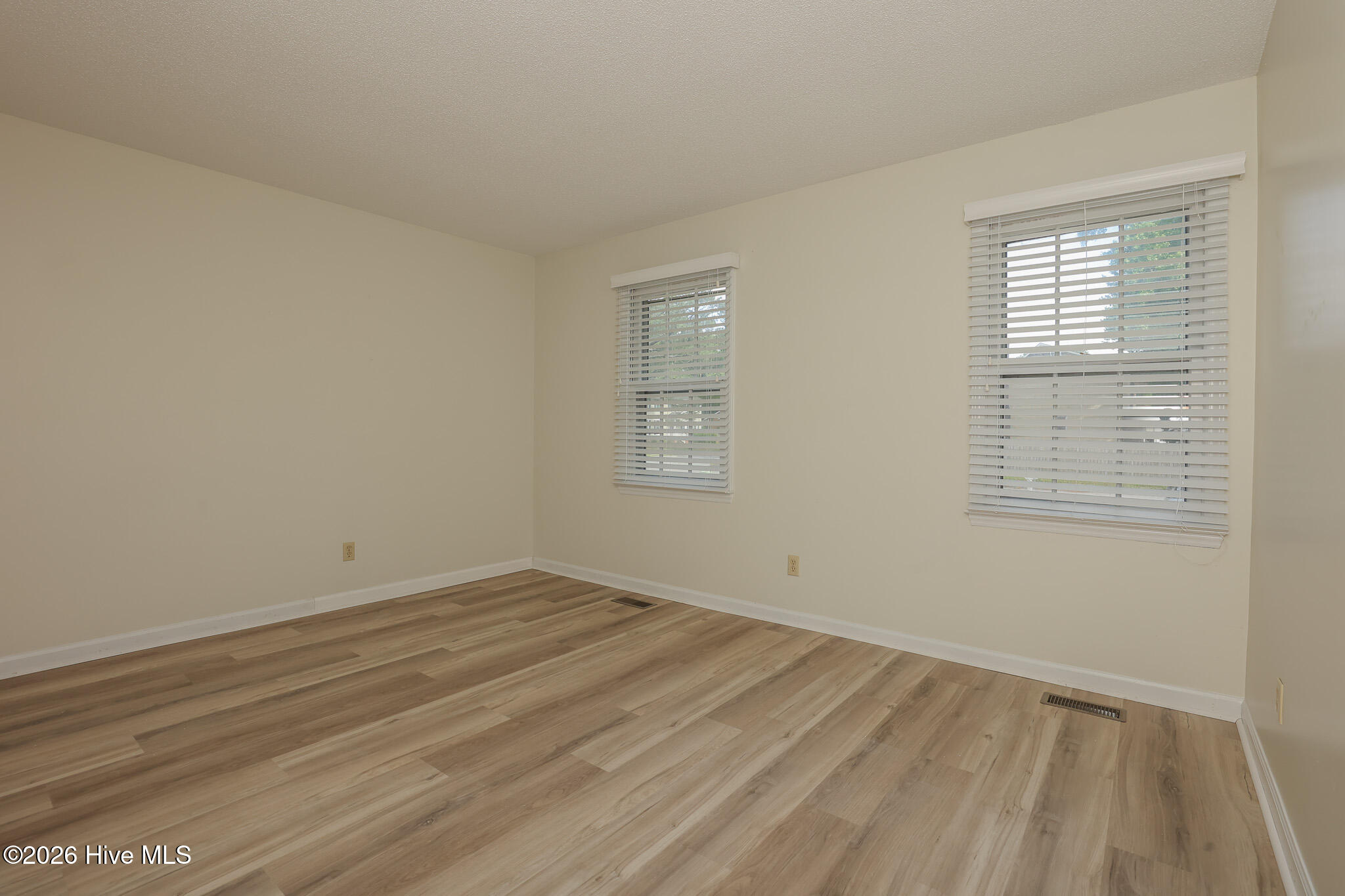 1505 Clifton Road Jacksonville, NC 28540 - Photo 6 of 35 1505 Clifton-37