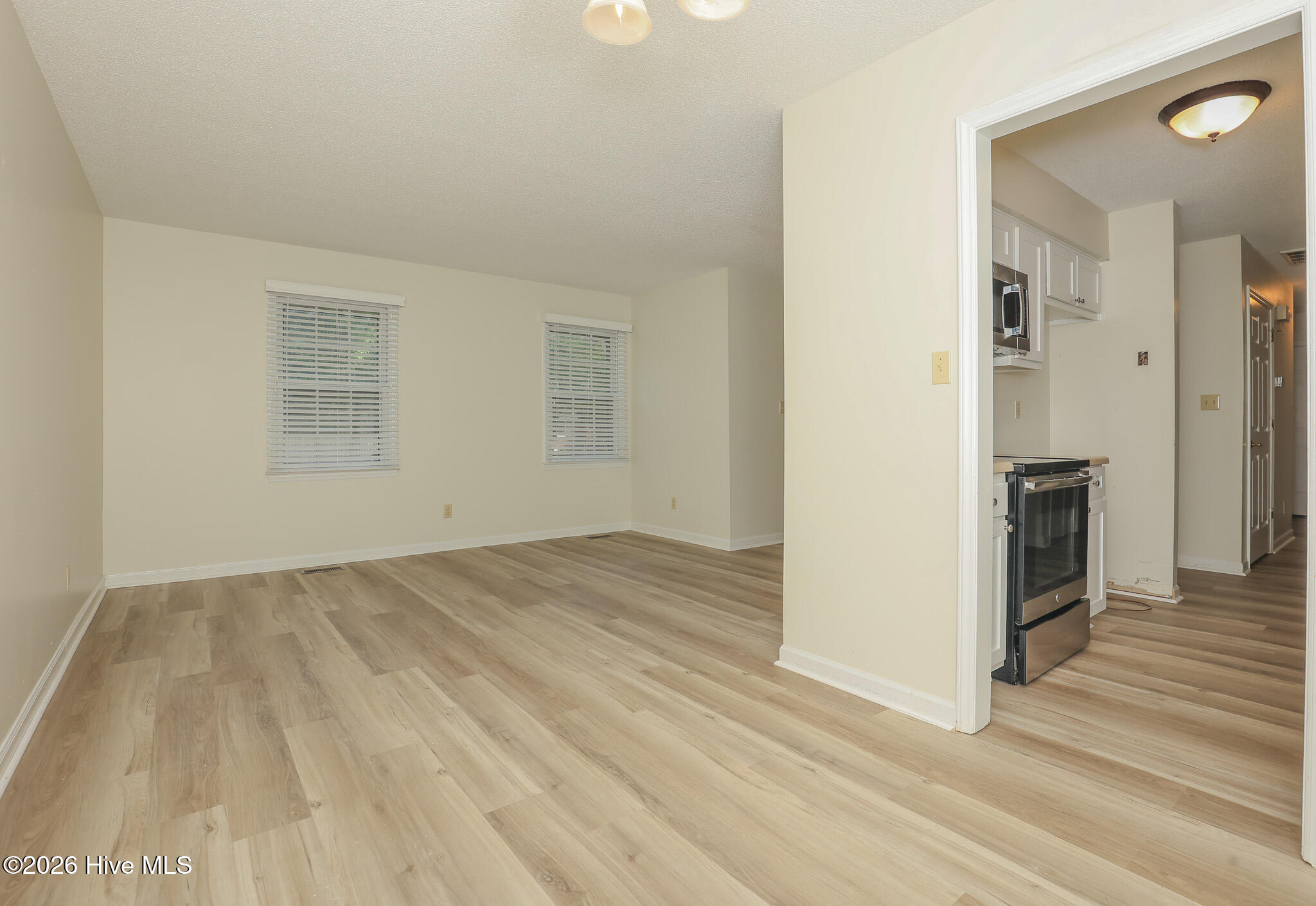 1505 Clifton Road Jacksonville, NC 28540 - Photo 7 of 35 1505 Clifton-35
