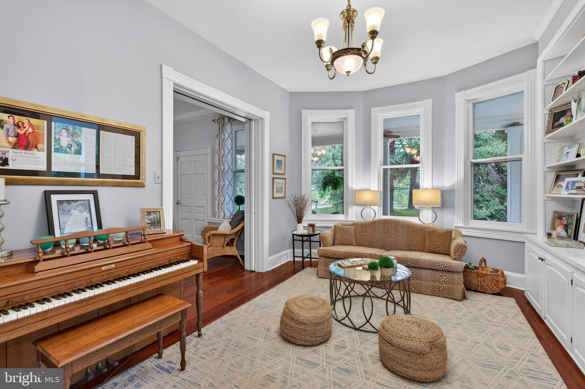 605 West Joppa Road Towson, MD 21204 - Photo 26 of 98 Charming sunlit living space awaits.