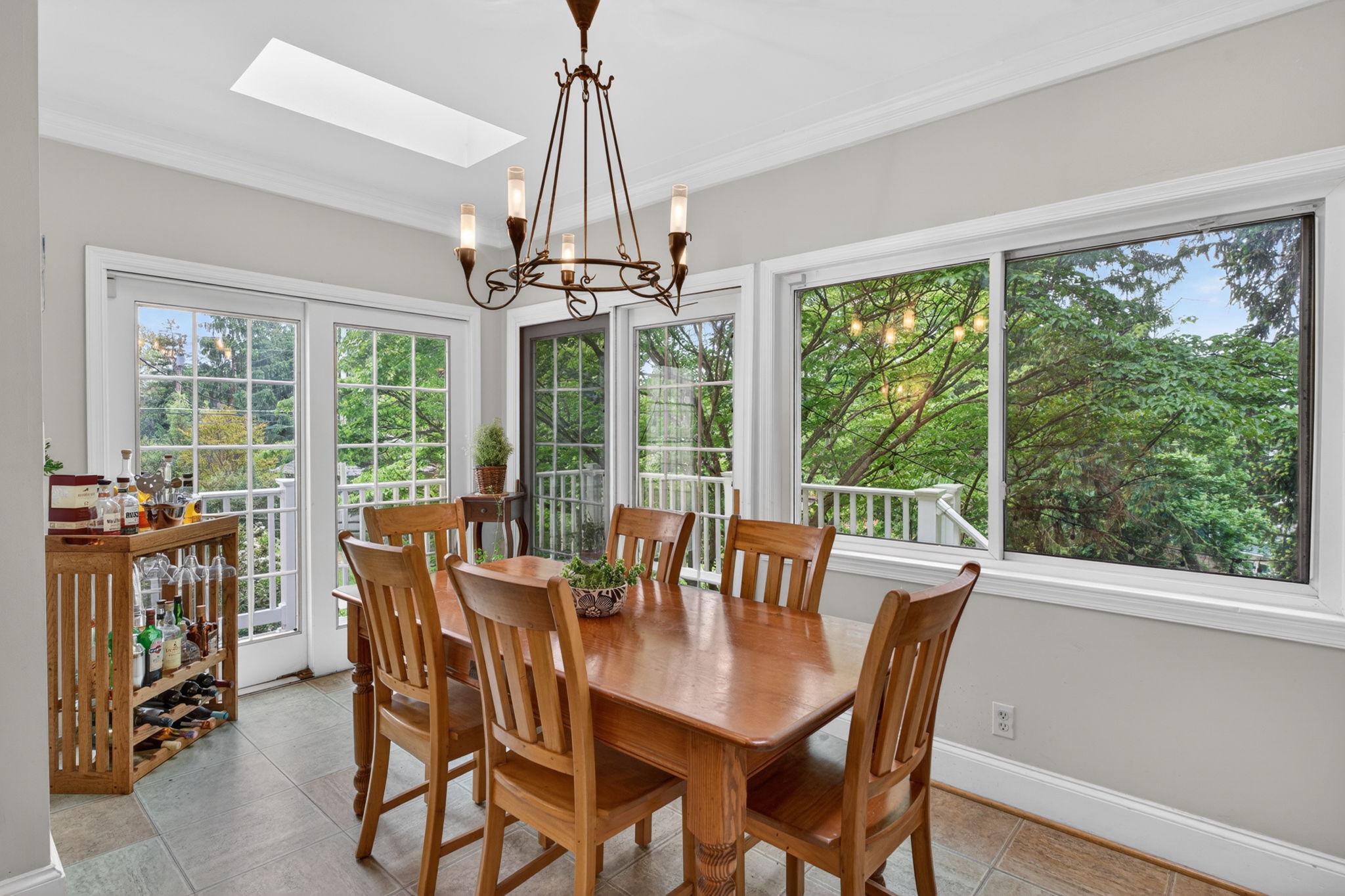 605 West Joppa Road Towson, MD 21204 - Photo 36 of 98 Eat-in Kitchen