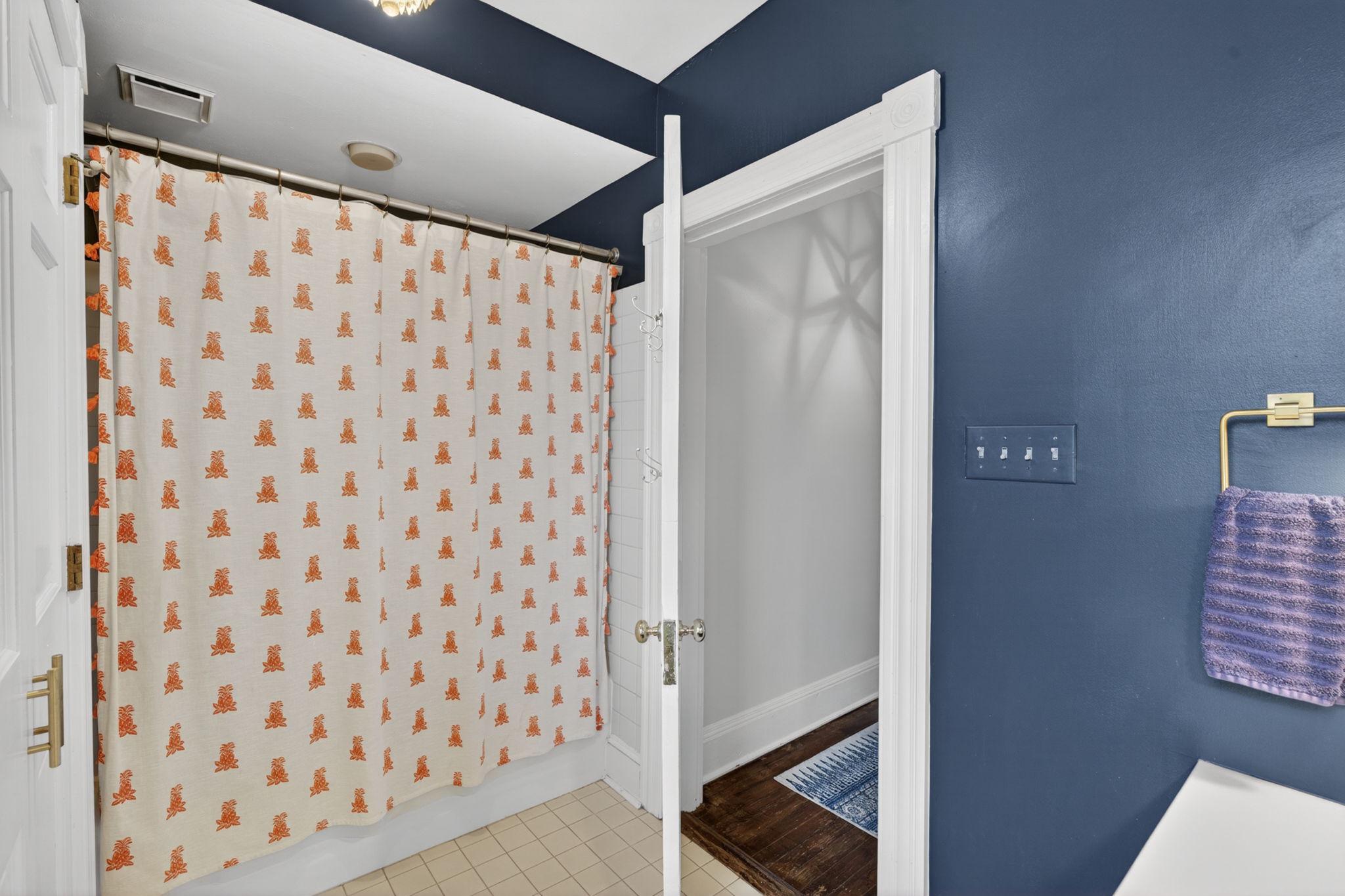 605 West Joppa Road Towson, MD 21204 - Photo 43 of 98 Full Bath