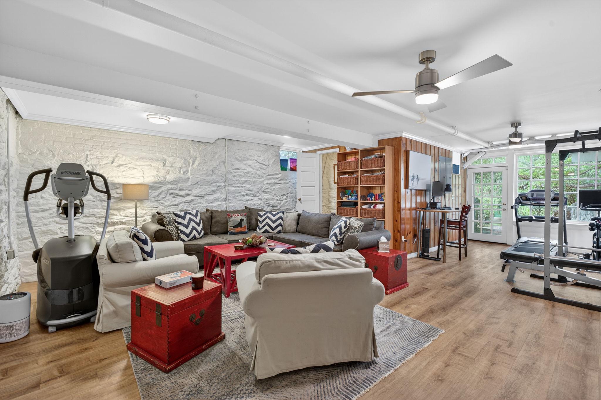 605 West Joppa Road Towson, MD 21204 - Photo 61 of 98 Bright space with LVP flooring and ceiling fan.