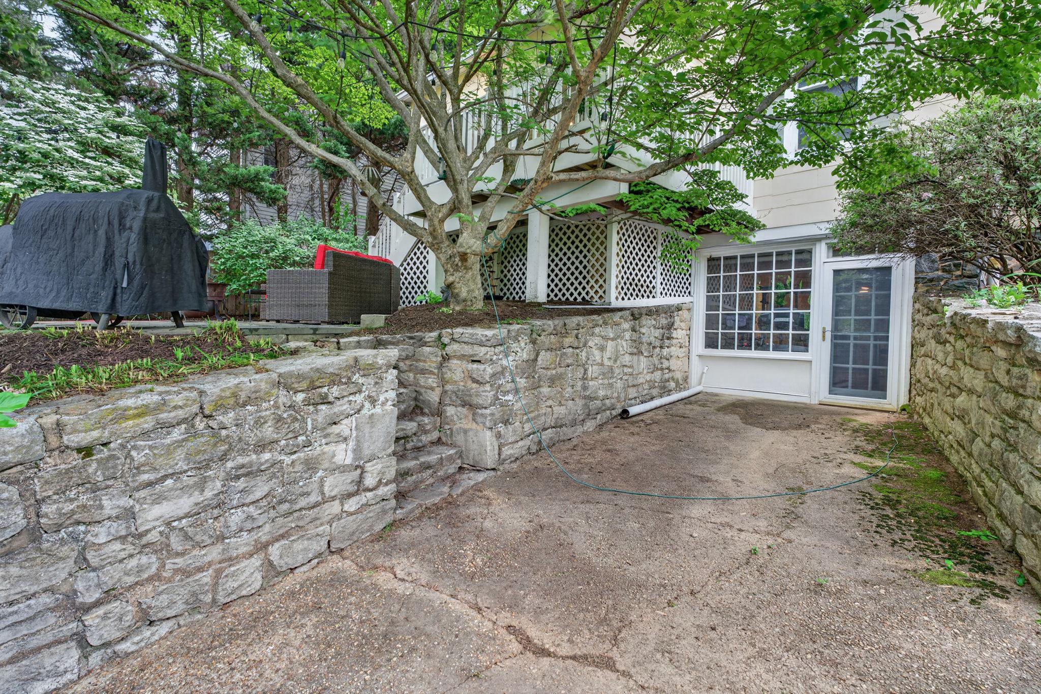 605 West Joppa Road Towson, MD 21204 - Photo 76 of 98 Walk out from basement.