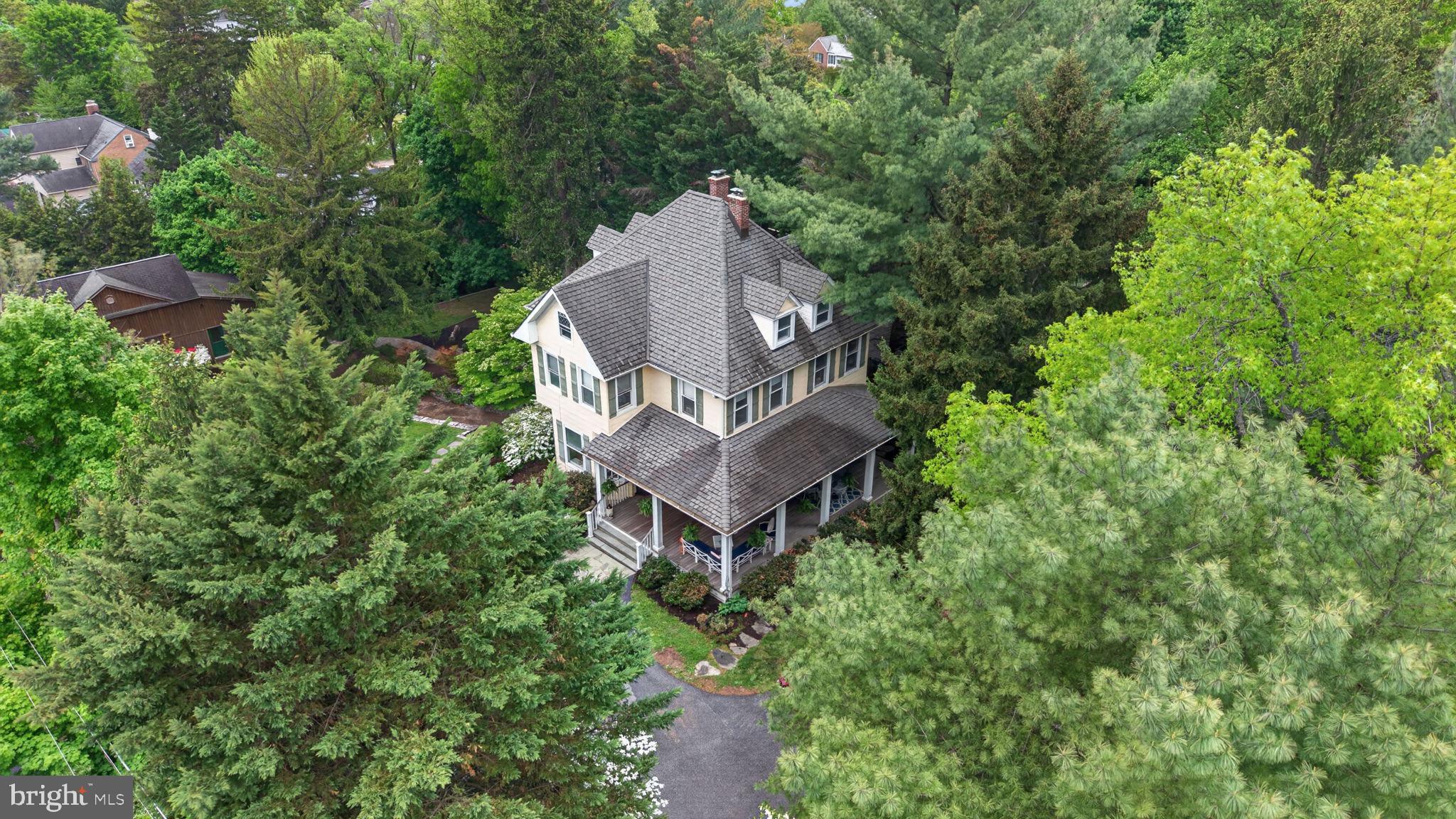 605 West Joppa Road Towson, MD 21204 - Photo 9 of 98 Charming home nestled in lush greenery.