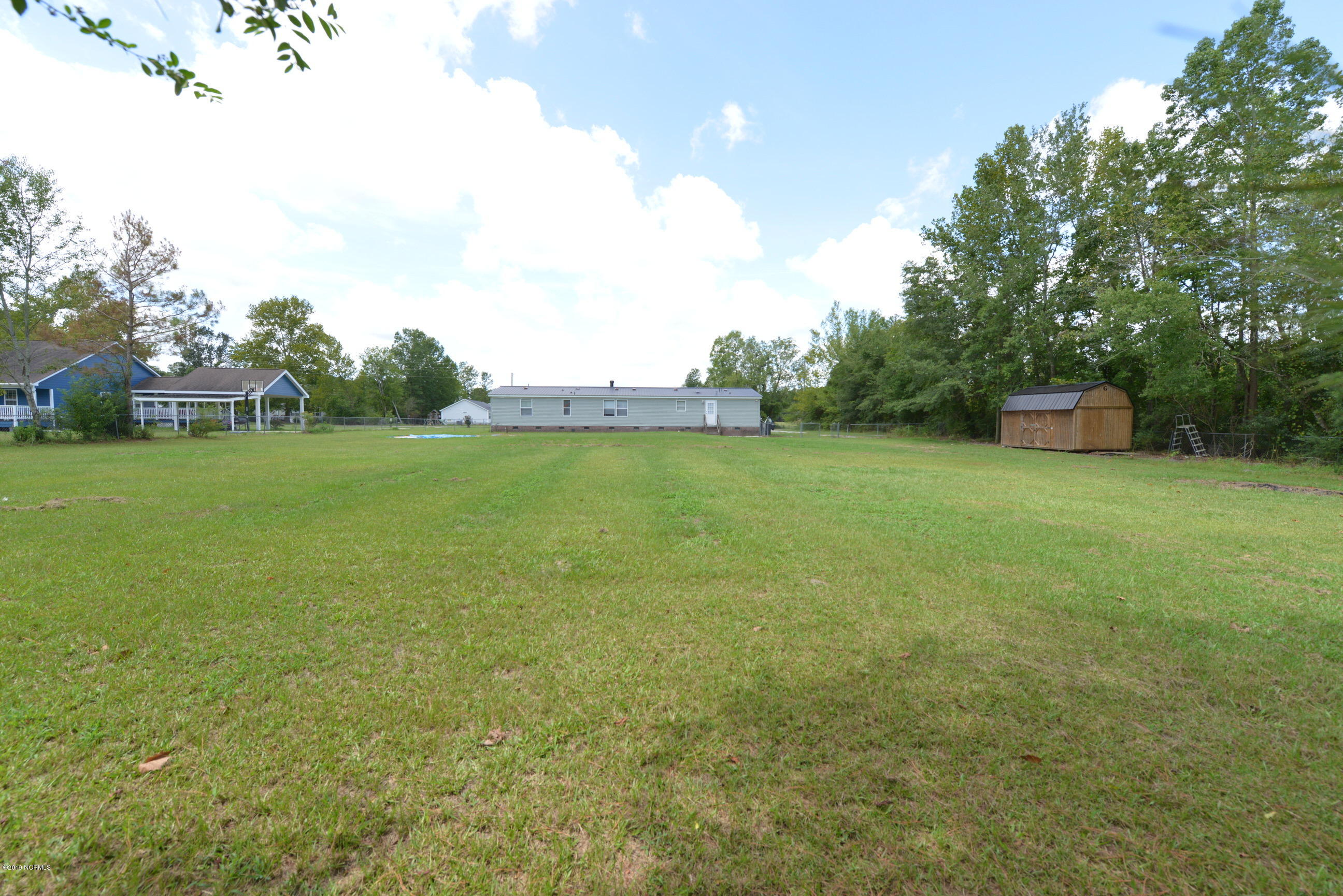 595 Five Mile Road Richlands, NC 28574 - Photo 34 of 35 Rear4