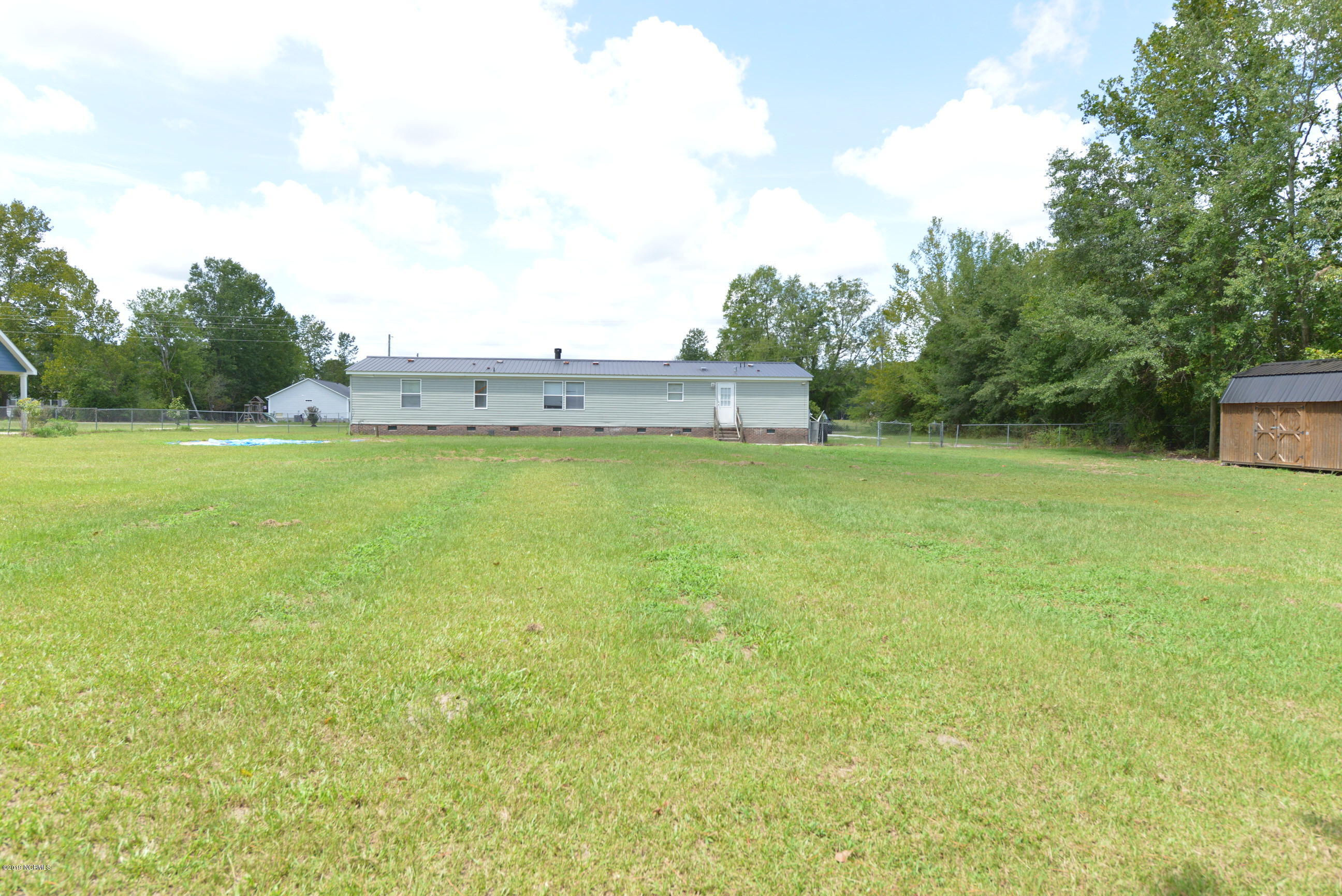 595 Five Mile Road Richlands, NC 28574 - Photo 35 of 35 Rear3