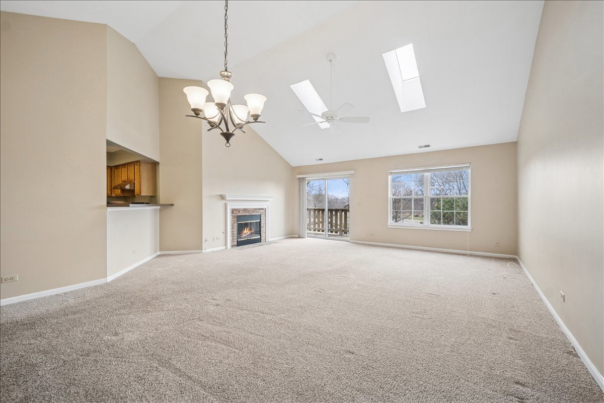 1987 North Silver Lake Road Arlington Heights, IL 60004 - Photo 2 of 16