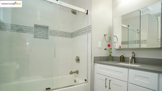 $998,000 | 976 53rd Street, Emeryville, CA 94608