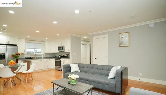 $998,000 | 976 53rd Street, Emeryville, CA 94608