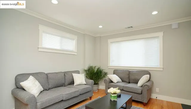 $998,000 | 976 53rd Street, Emeryville, CA 94608