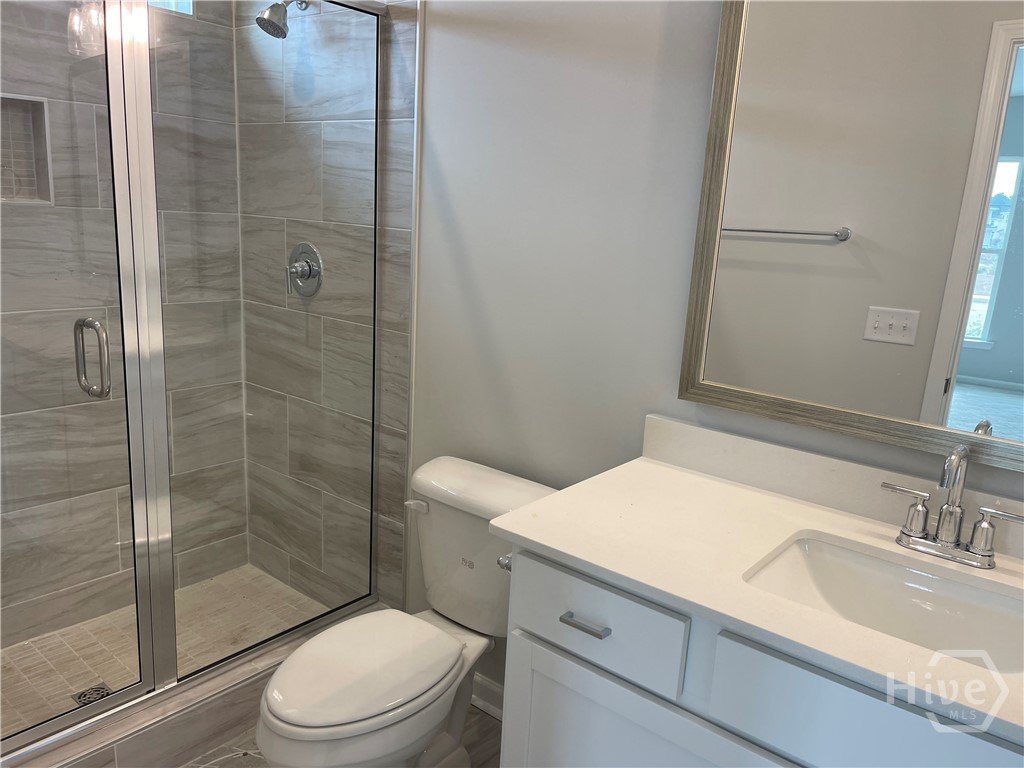 158 Como Drive Pooler, GA 31322 - Photo 10 of 21 Second "Primary" Bath Down