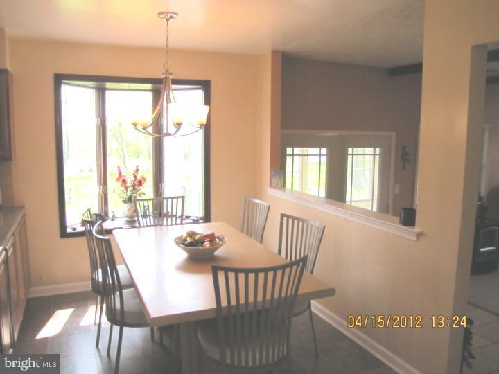 67 Rotterdam Road West Holland, PA 18966 - Photo 7 of 25 Breakfast Room