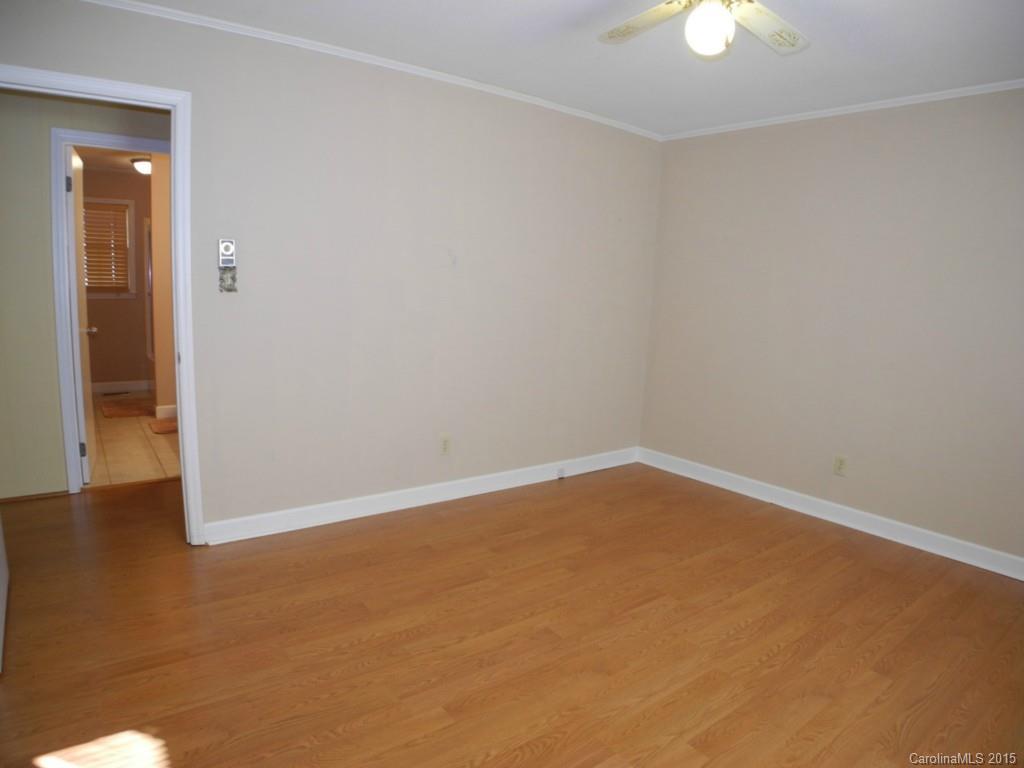2467 Country Club Road Lincolnton, NC 28092 - Photo 14 of 24 Gallery Image 14