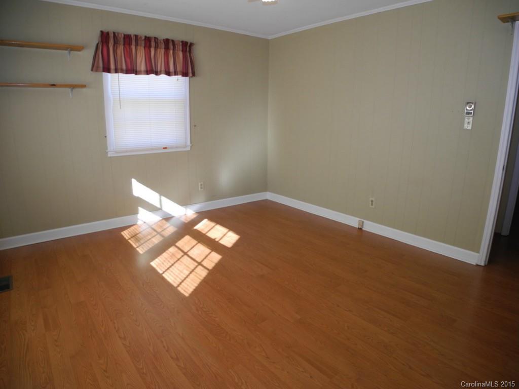 2467 Country Club Road Lincolnton, NC 28092 - Photo 17 of 24 Gallery Image 17